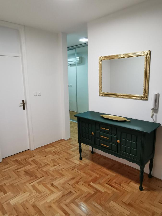 Family Apartment Tuzla Exteriör bild