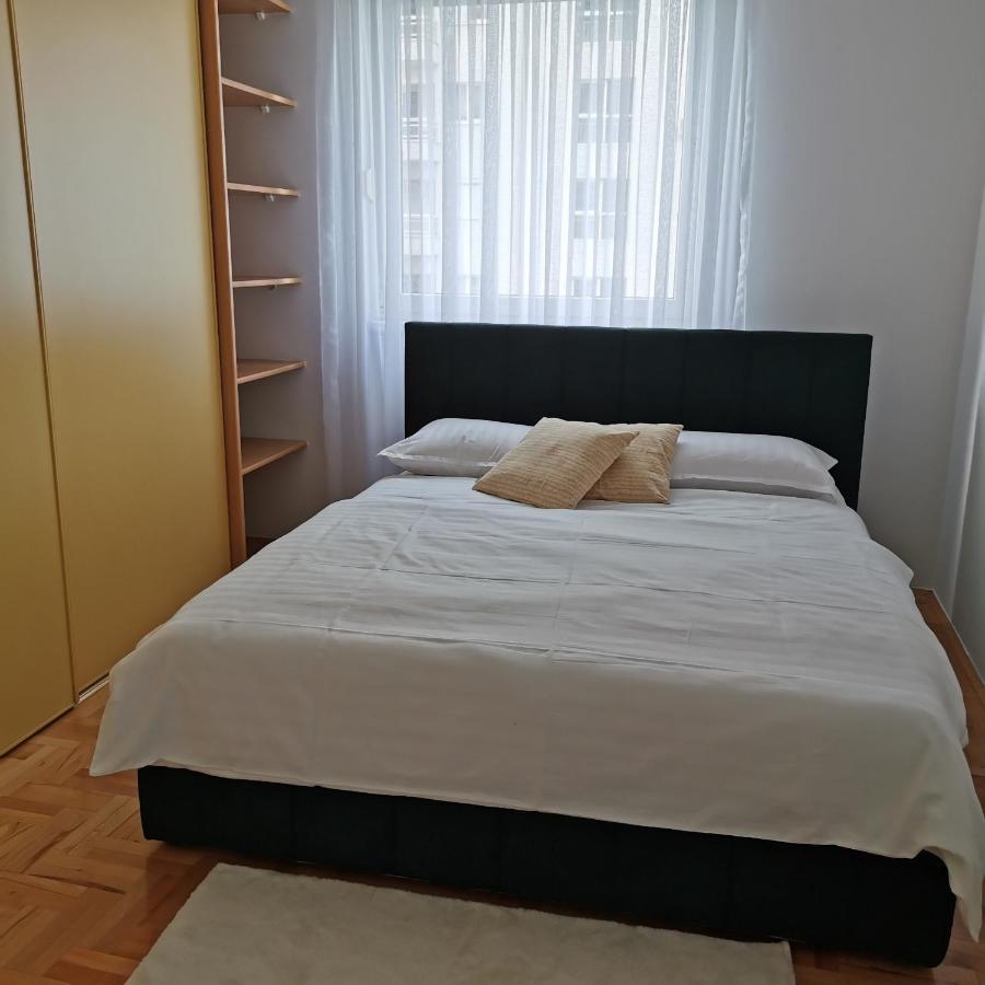 Family Apartment Tuzla Exteriör bild